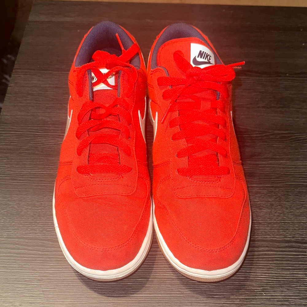 Nike DUNKS LOW Men’s Bright Red Low-Top Sneakers
